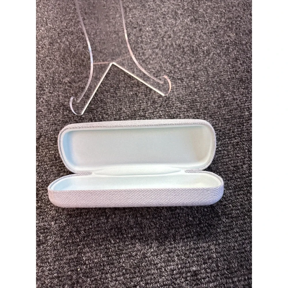 Guess~Hard Eyeglass Case~Denim with Red Logo‎